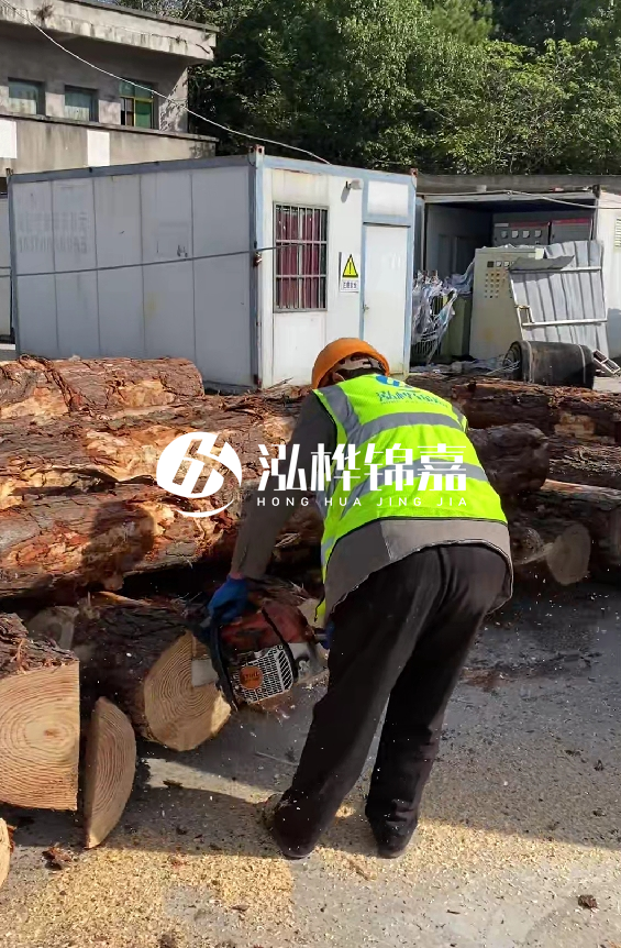 湖北有打樁木源頭工廠嗎？4米8公分松木樁多少錢(qián)一根？