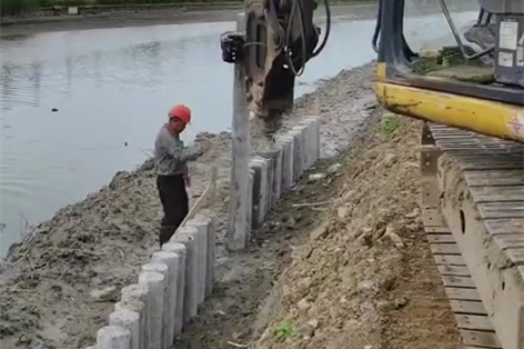 水泥樁批發(fā)廠家泓樺錦嘉-和真木樁比價(jià)格貴多少？