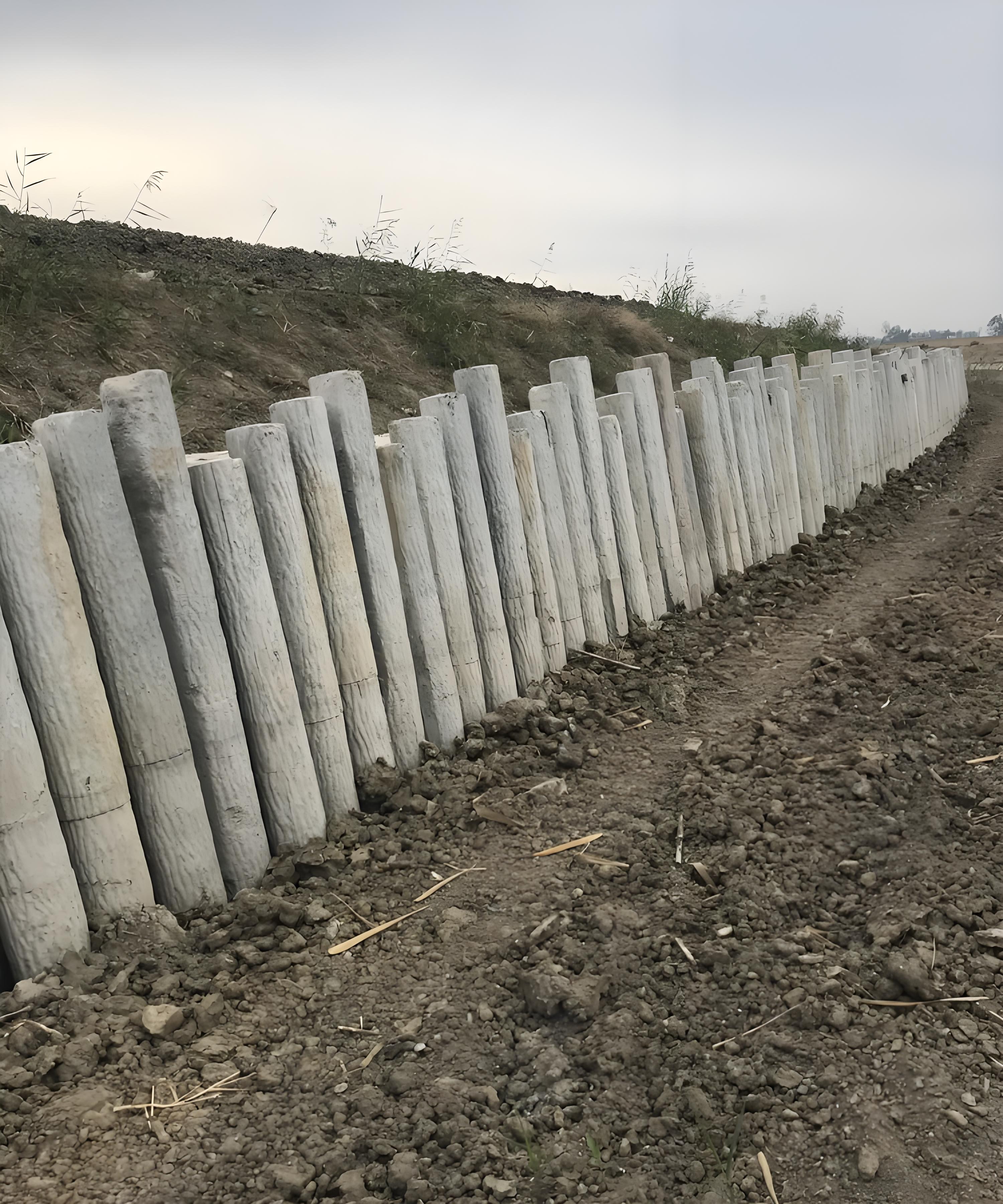 水泥樁批發(fā)廠家泓樺錦嘉-混凝土圓樁施工的配筋要求是什么？