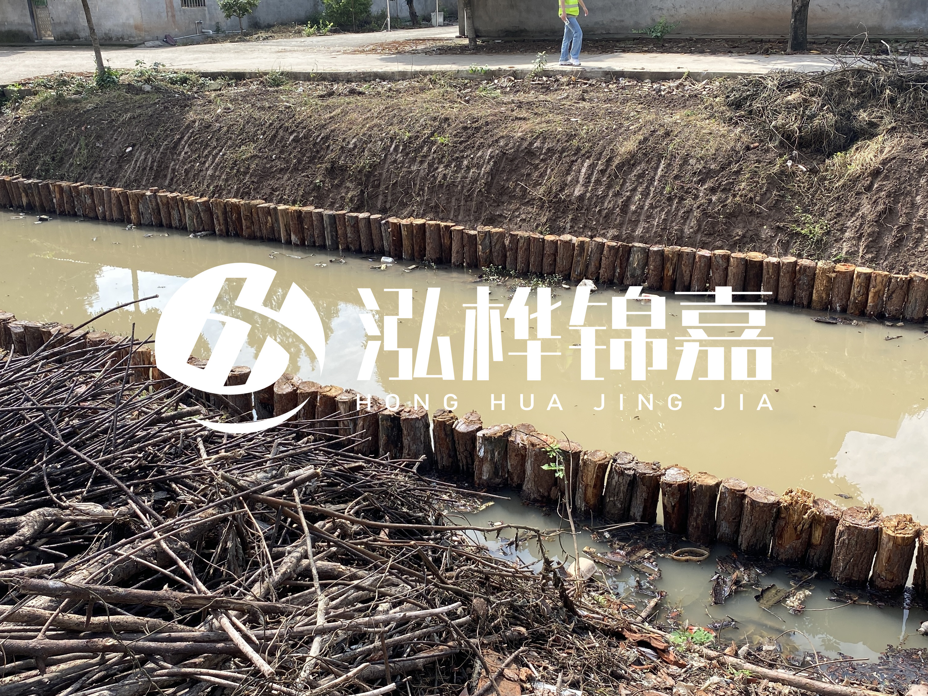 松木樁施工隊泓樺錦嘉-杉木樁和松木樁哪個更耐腐蝕？