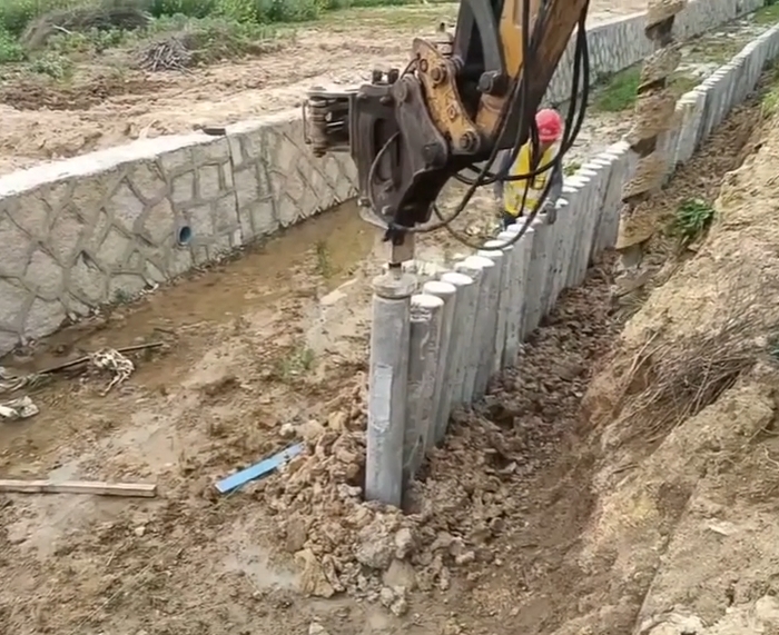 水泥仿木樁施工隊泓樺錦嘉 - 河道仿木樁的抗腐蝕性能怎么樣？